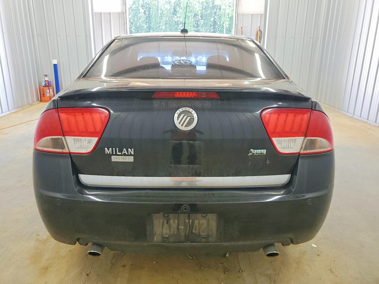 2010 Mercury Milan Premier Black vin: 3MEHM0JGXAR623967