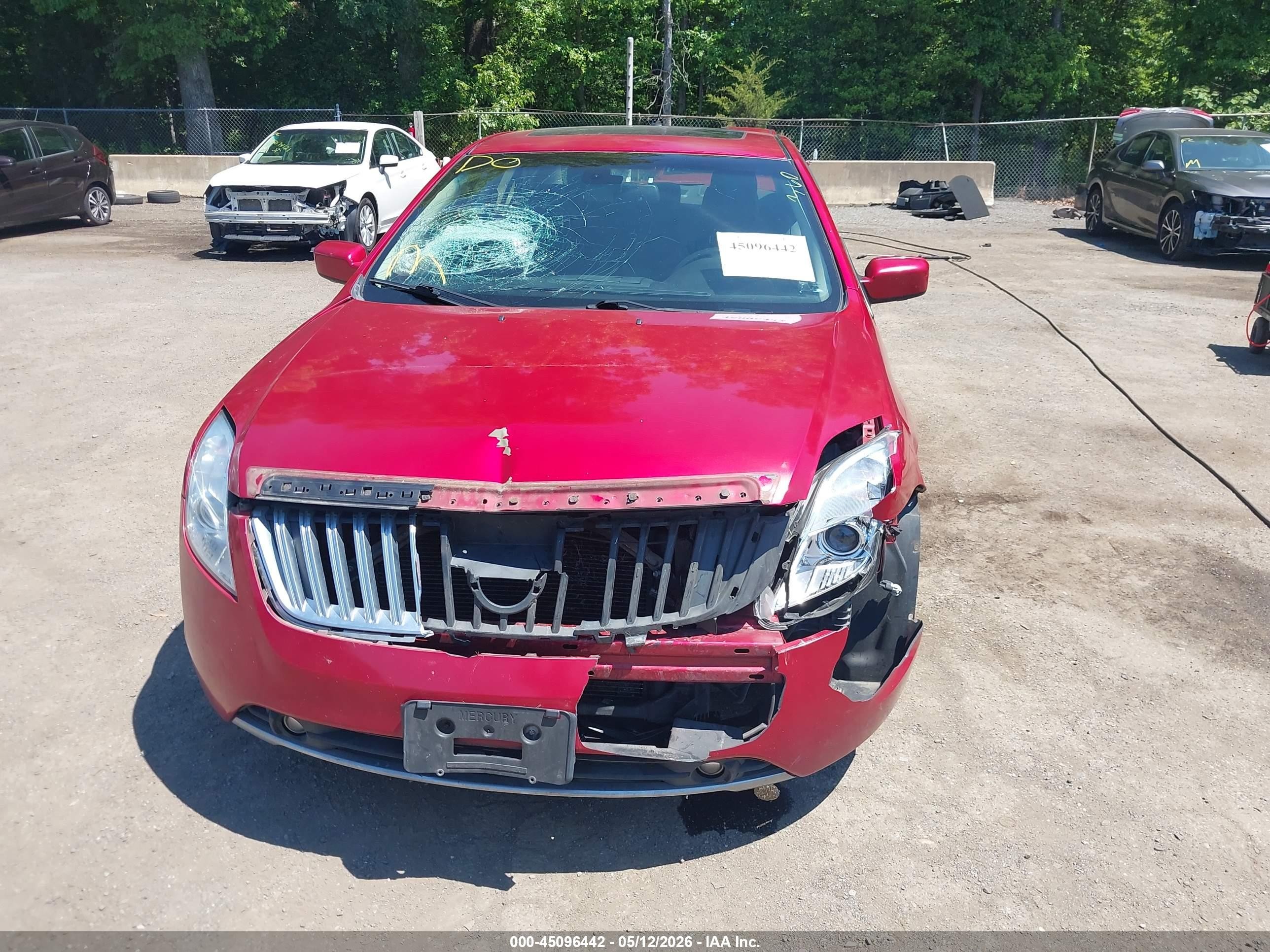 2011 Mercury Milan Premier Red vin: 3MEHM0JGXBR603655