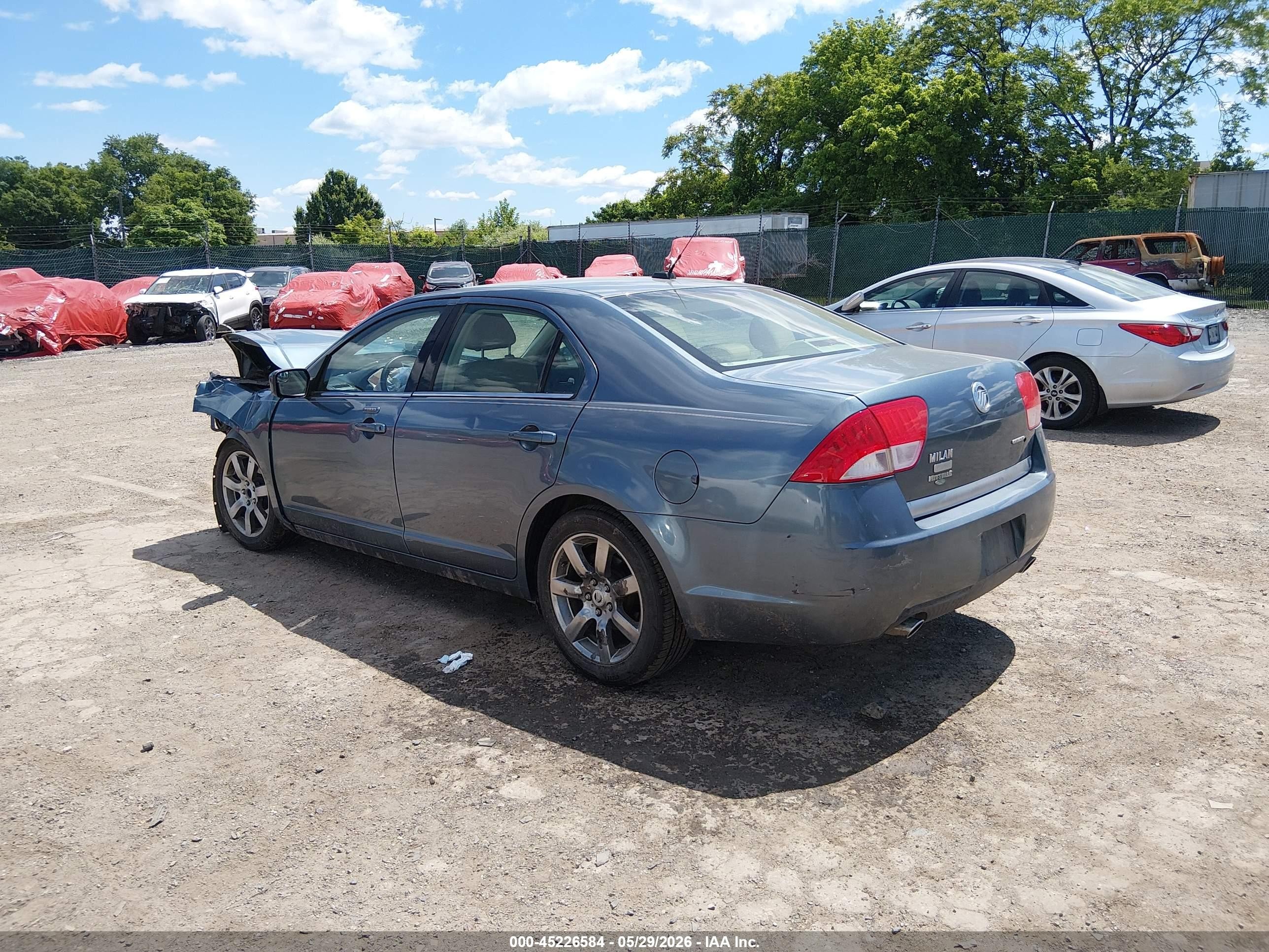 2011 Mercury Milan Premier Light Blue vin: 3MEHM0JGXBR605292