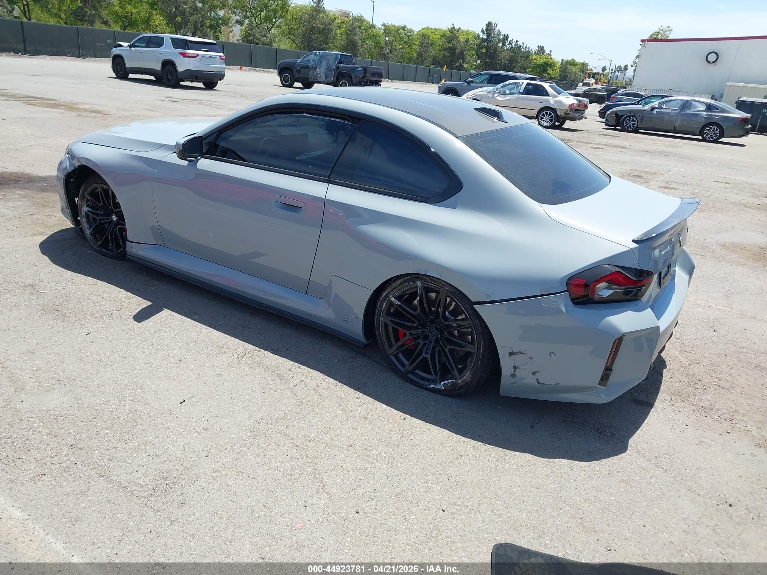 2026 Bmw M2 Gray vin: 3MF23DM0XT8G05703