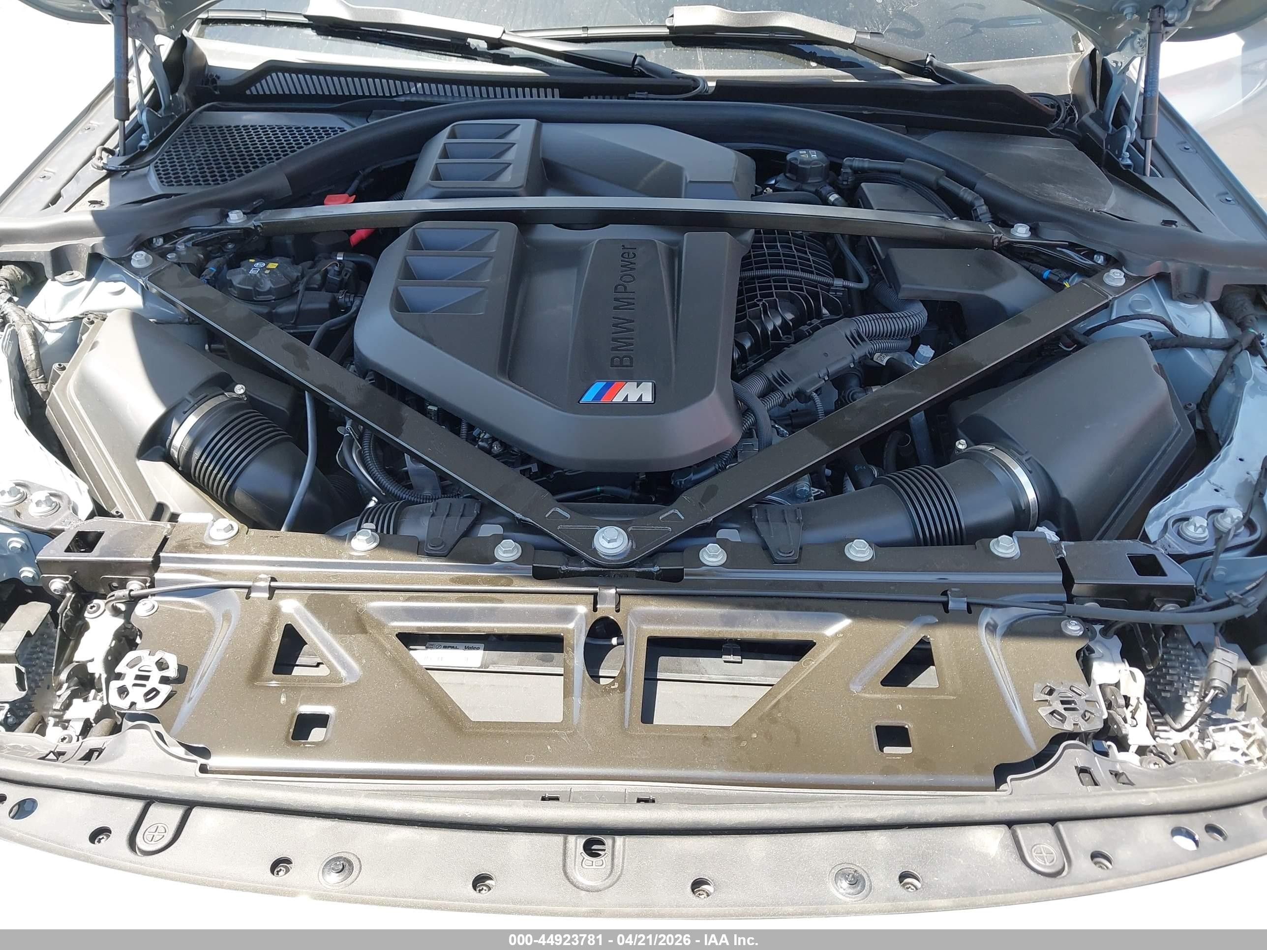 2026 Bmw M2 Gray vin: 3MF23DM0XT8G05703
