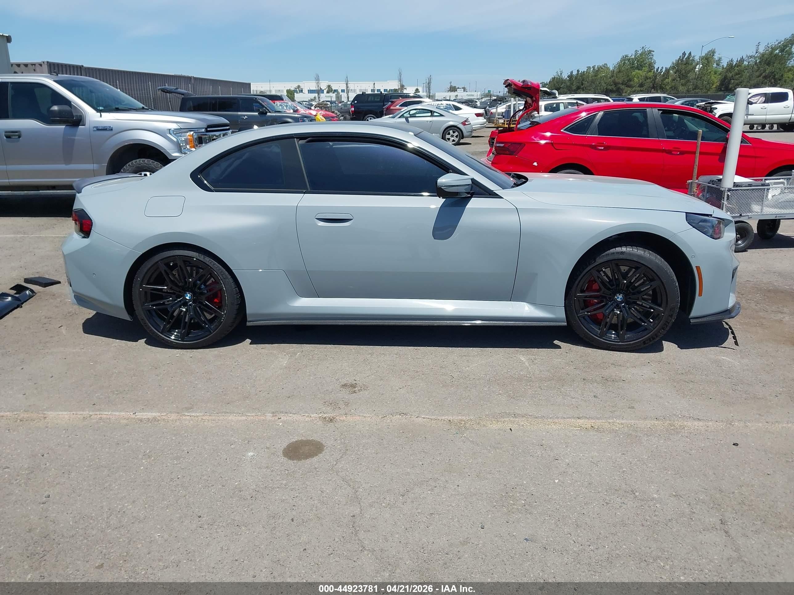 2026 Bmw M2 Gray vin: 3MF23DM0XT8G05703