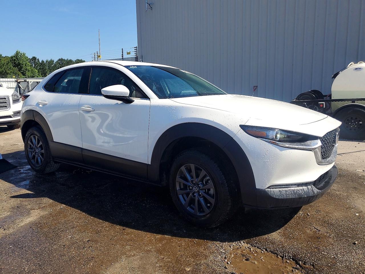 2021 Mazda Cx-30 White vin: 3MVDMAAL7MM265861