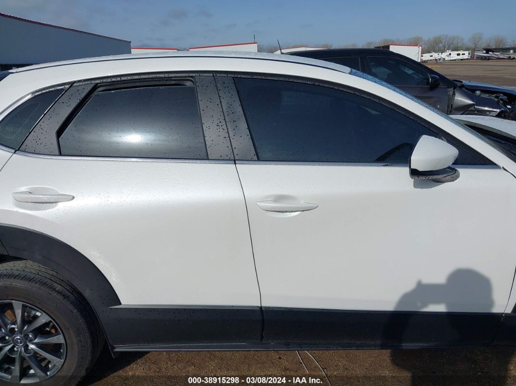 2023 Mazda Cx-30 2.5 S White vin: 3MVDMBAM2PM553810