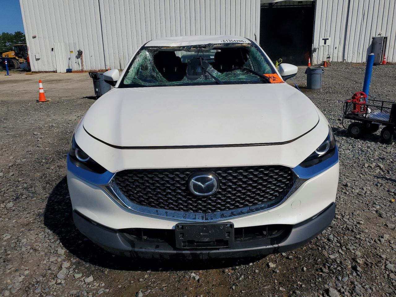 2023 Mazda Cx-30 White vin: 3MVDMBAM5PM518260