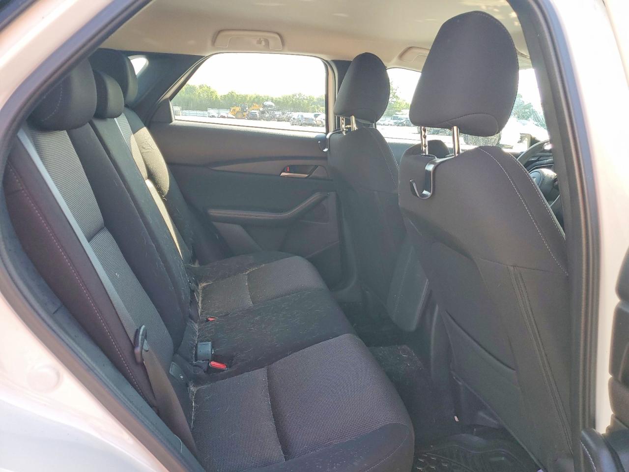 2023 Mazda Cx-30 White vin: 3MVDMBAM5PM518260