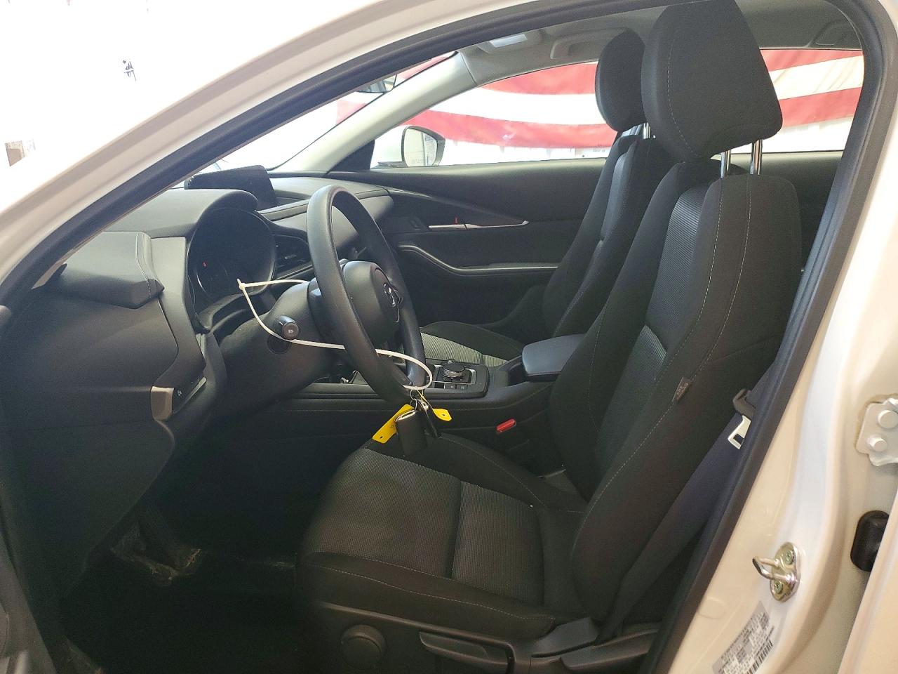 2024 Mazda Cx-30 Белый vin: 3MVDMBAM7RM702926