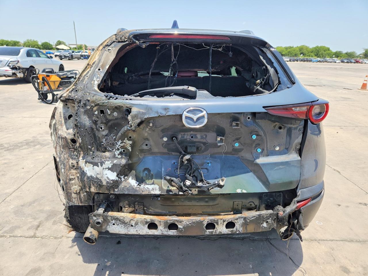 2022 Mazda Cx-30 Preferred Blue vin: 3MVDMBCL2NM423351
