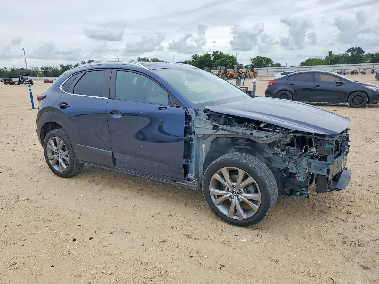 2022 Mazda Cx-30 Preferred Blue vin: 3MVDMBCLXNM450524