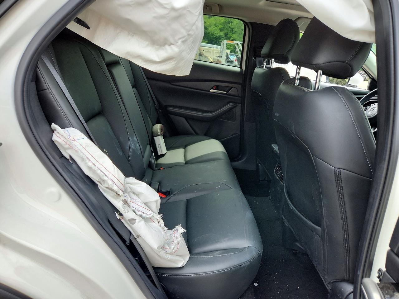 2024 Mazda Cx-30 Preferred White vin: 3MVDMBCM0RM607444
