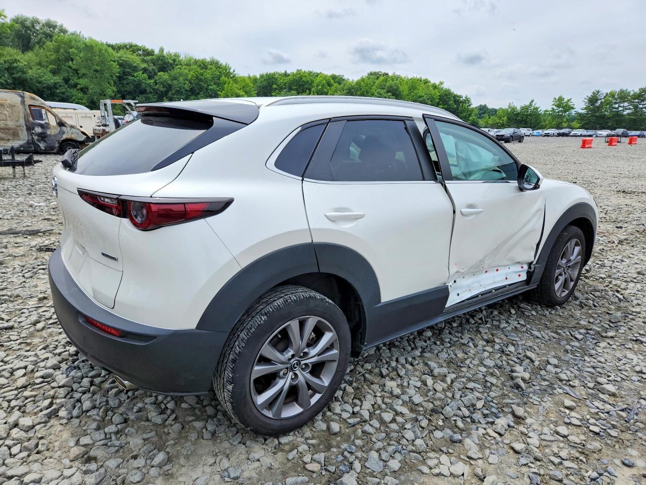 2024 Mazda Cx-30 Preferred White vin: 3MVDMBCM0RM607444