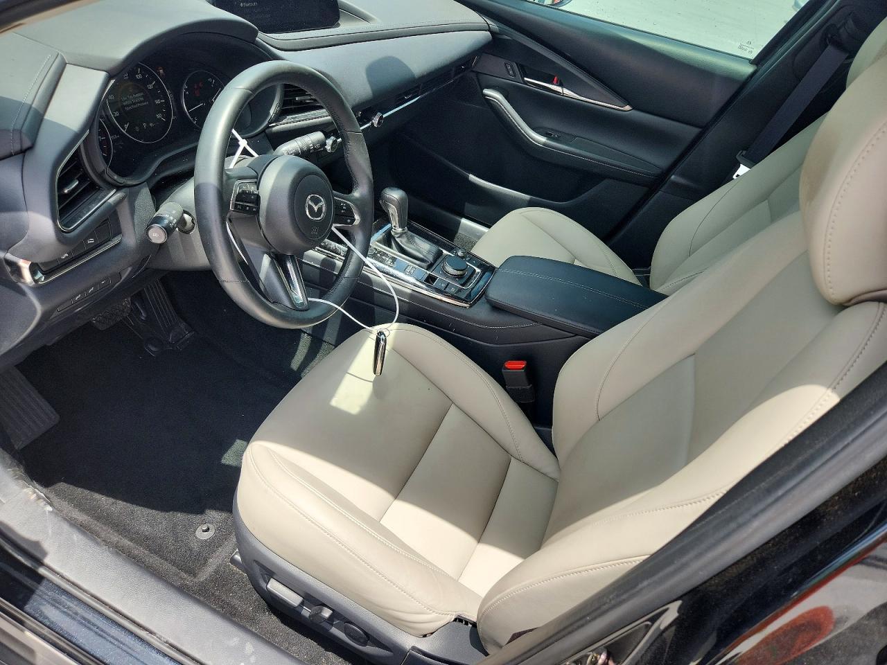 2024 Mazda Cx-30 Preferred Black vin: 3MVDMBCM2RM690875