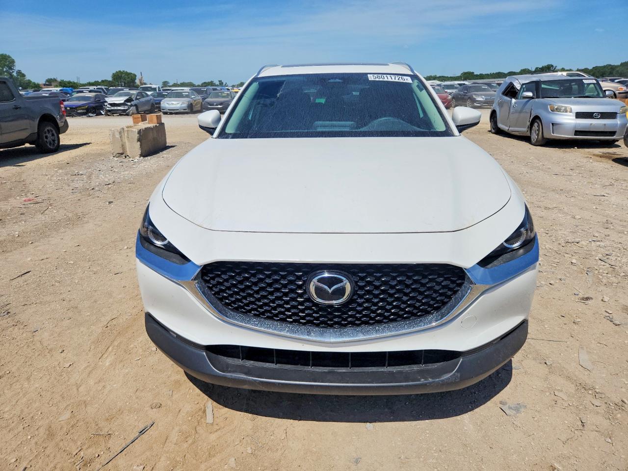 2025 Mazda Cx-30 Preferred White vin: 3MVDMBCM6SM851301