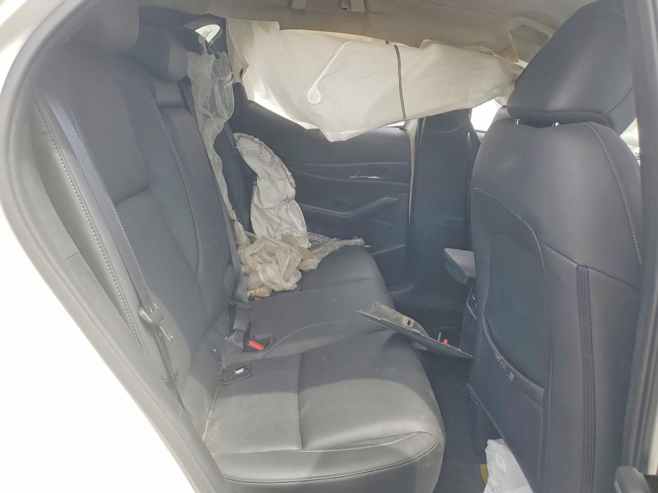 2023 Mazda Cx-30 Preferred White vin: 3MVDMBCMXPM572442