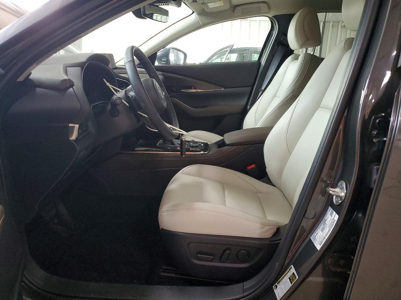 2025 Mazda Cx-30 Premium Угольный vin: 3MVDMBDY2SM814523