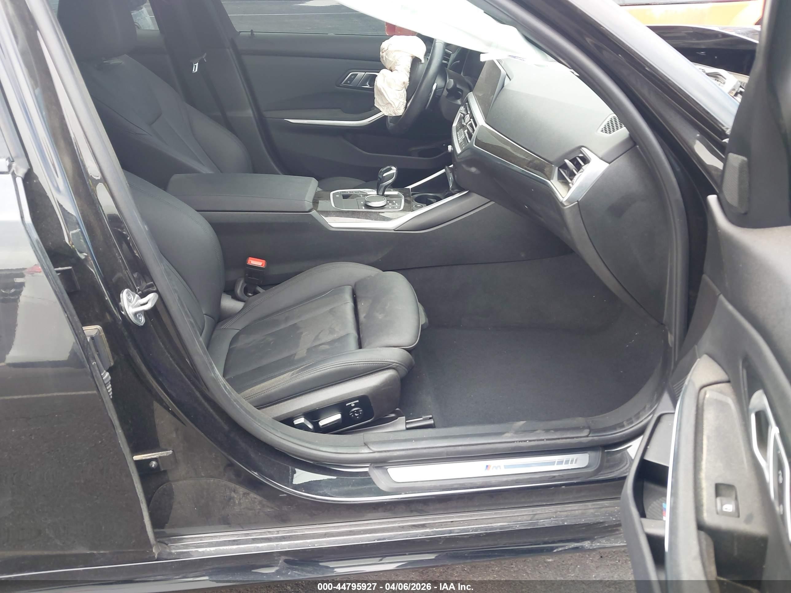 2021 Bmw 330e Черный vin: 3MW5P7J02M8B67395