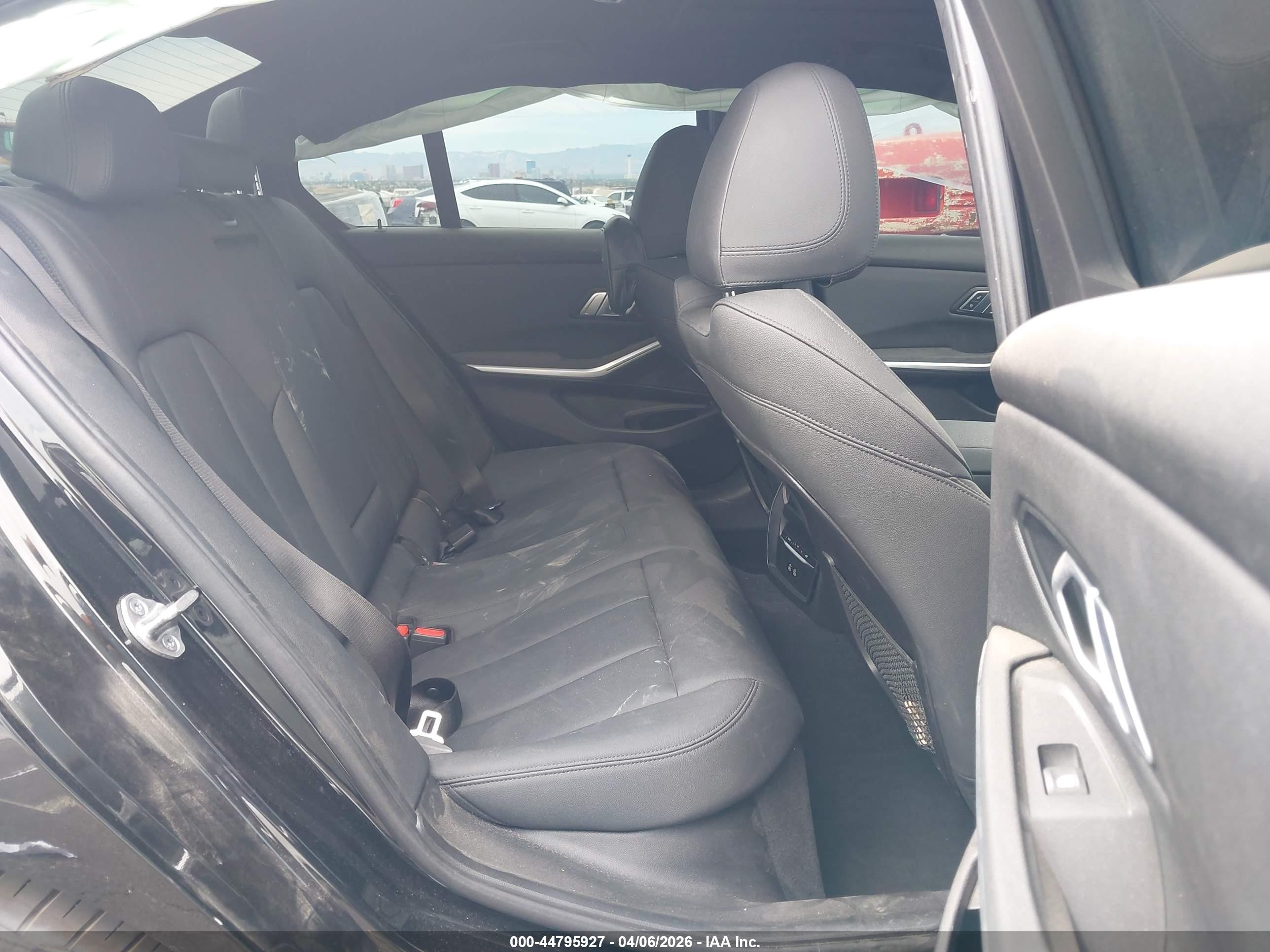 2021 Bmw 330e Черный vin: 3MW5P7J02M8B67395