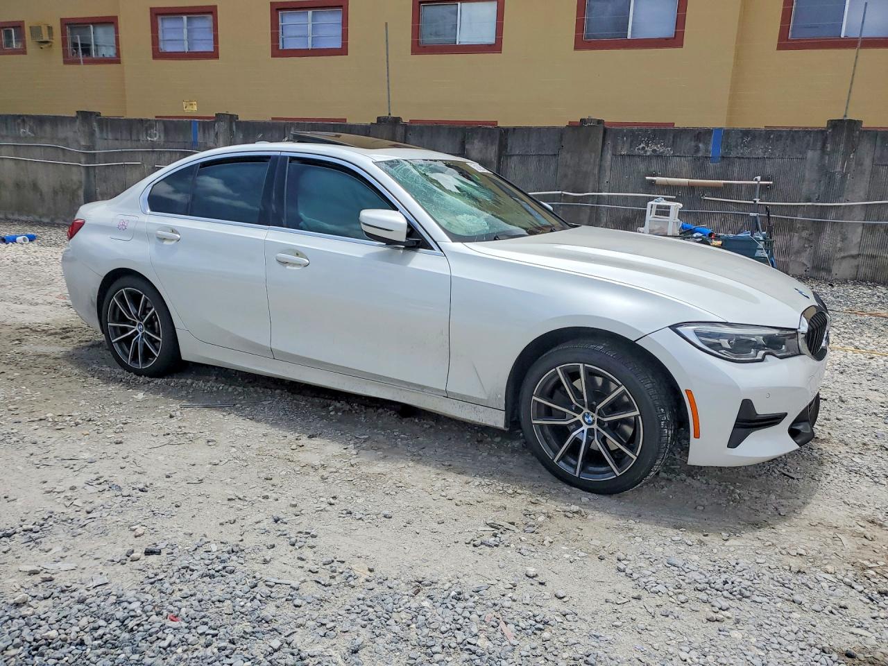 2021 Bmw 330i White vin: 3MW5R1J00M8B53356