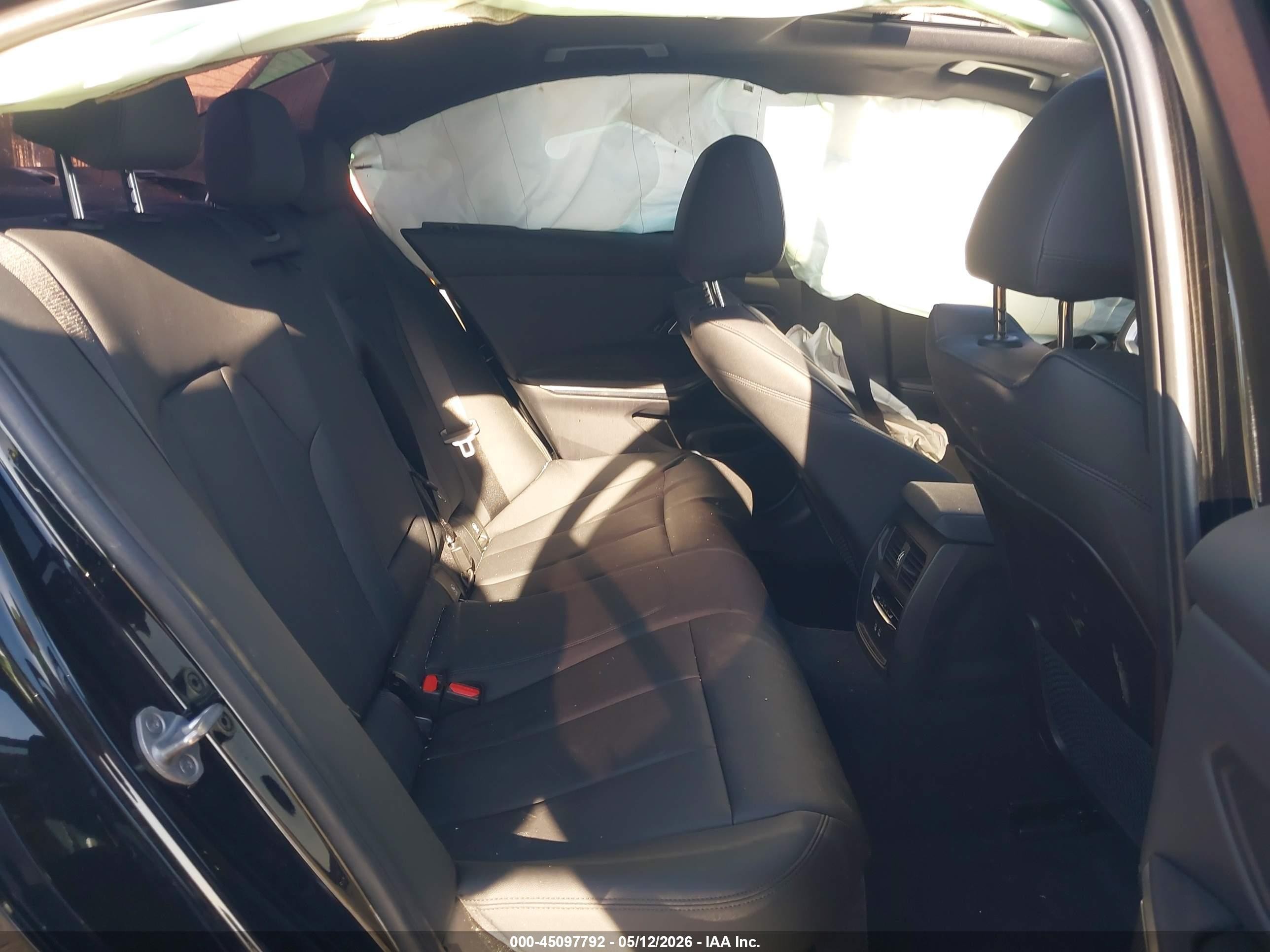 2021 Bmw 330i   Black vin: 3MW5R1J00M8B97129