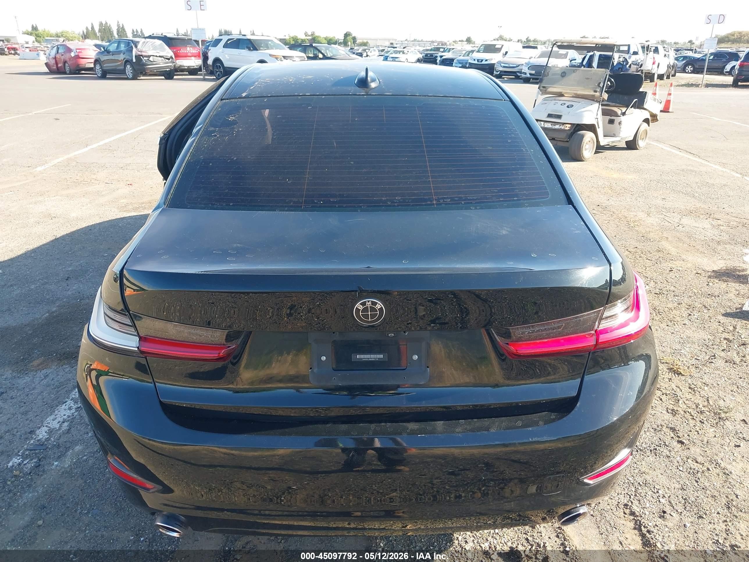 2021 Bmw 330i   Black vin: 3MW5R1J00M8B97129