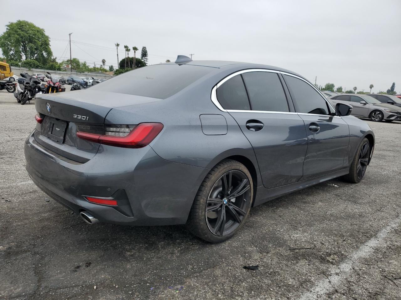 2022 Bmw 330i    Charcoal vin: 3MW5R1J00N8C75748