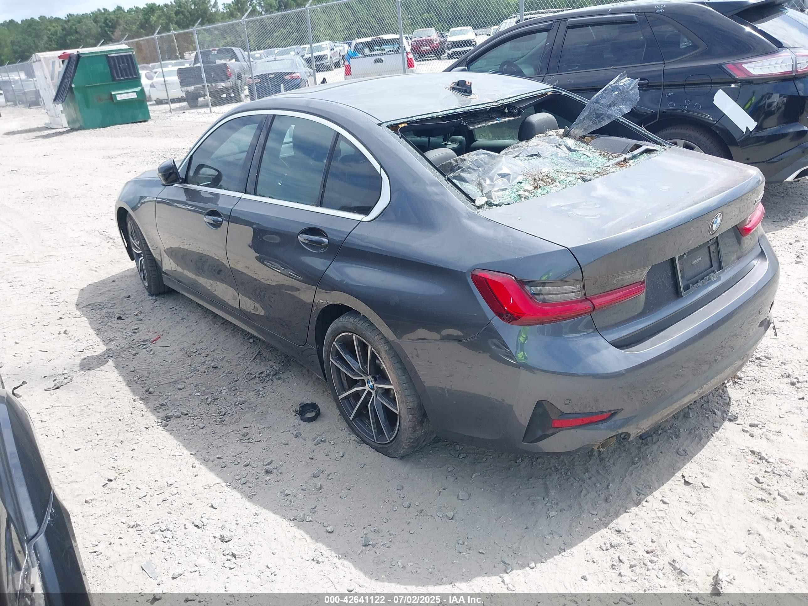 2020 Bmw 330i   Blue vin: 3MW5R1J03L8B38333
