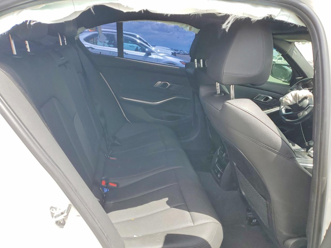 2020 Bmw 330i White vin: 3MW5R1J04L8B04420