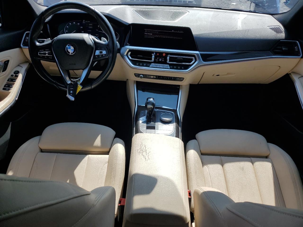 2021 Bmw 330i    Black vin: 3MW5R1J04M8B62898