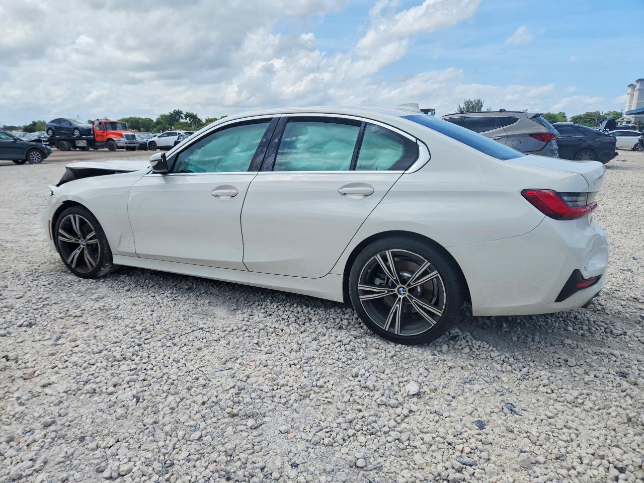 2021 Bmw 330i Белый vin: 3MW5R1J04M8B83721