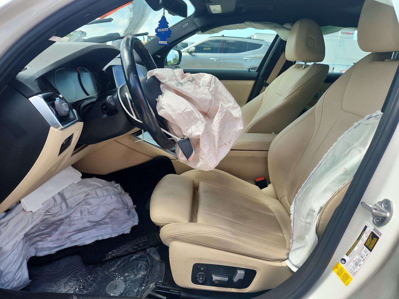 2021 Bmw 330i Белый vin: 3MW5R1J04M8B83721