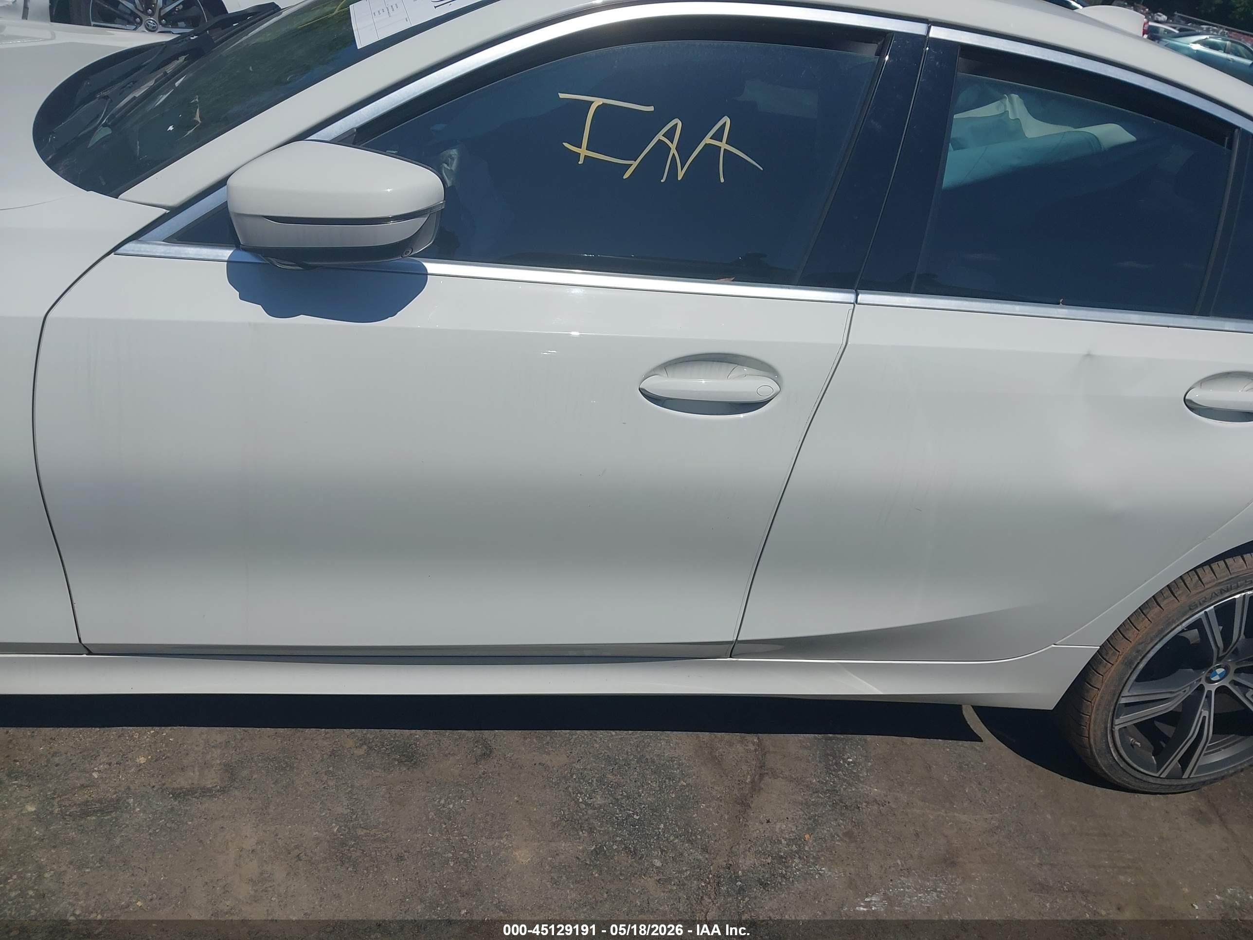 2021 Bmw 330i   White vin: 3MW5R1J05M8B50355