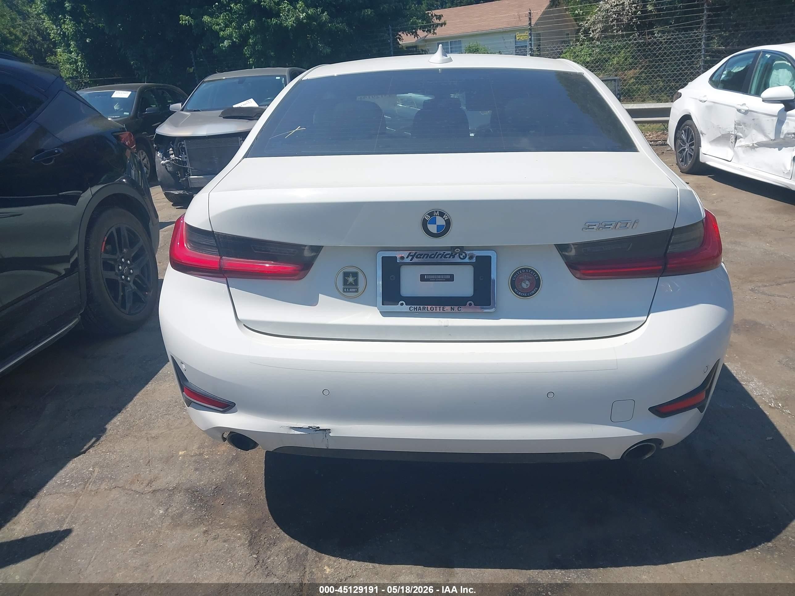 2021 Bmw 330i   White vin: 3MW5R1J05M8B50355