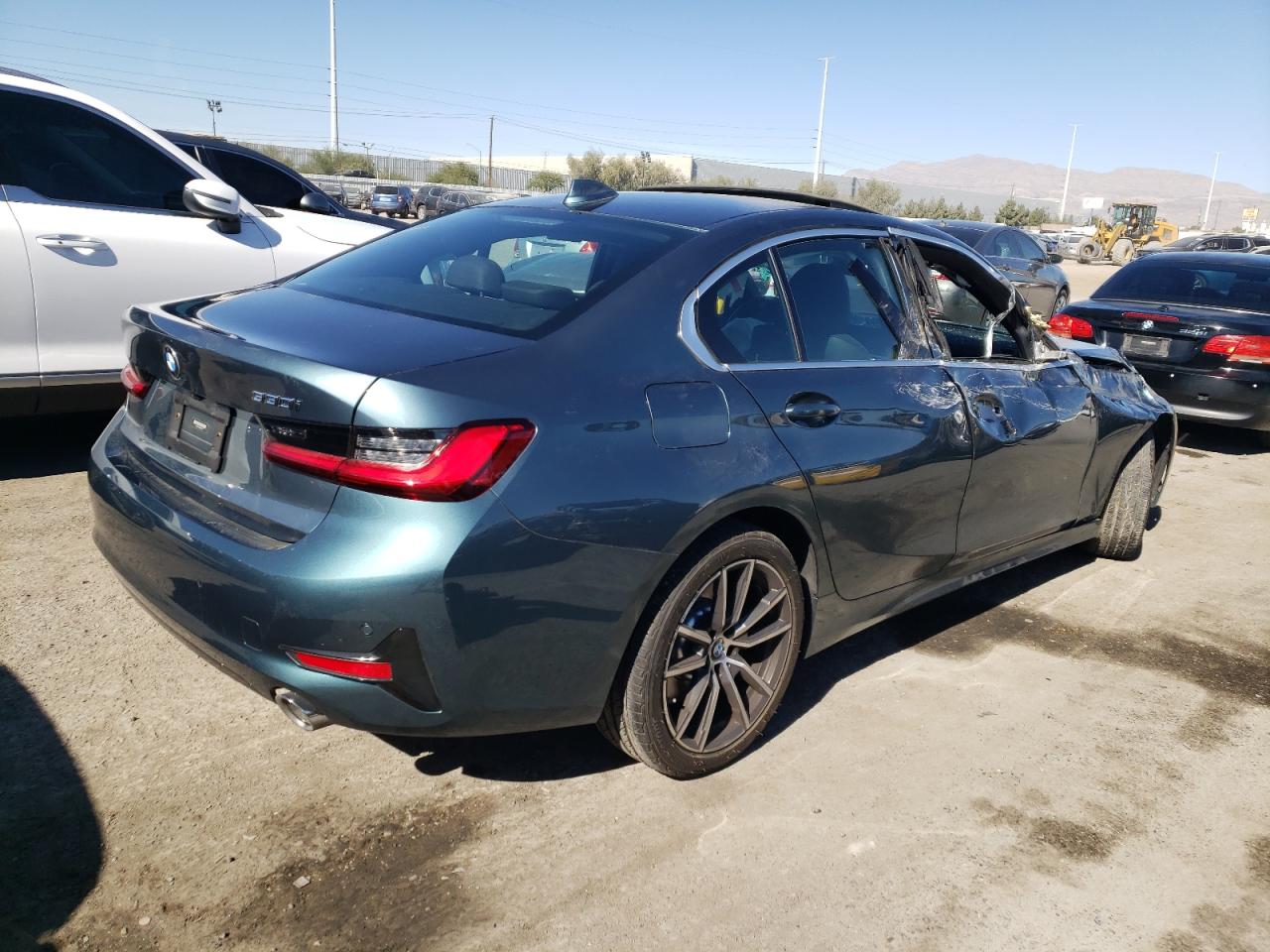 2021 Bmw 330i  Blue vin: 3MW5R1J06M8B90122