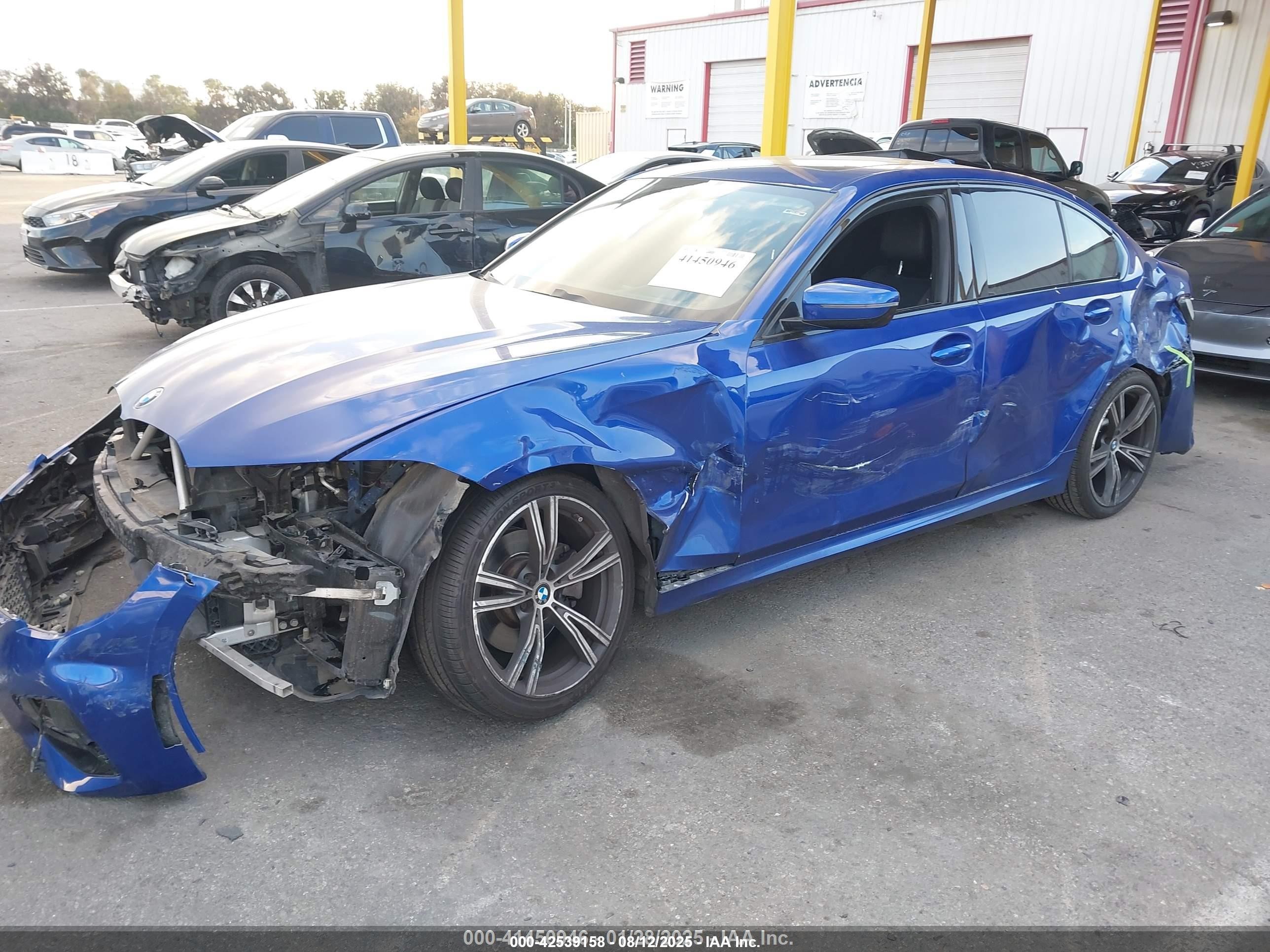 2022 Bmw 330i   Blue vin: 3MW5R1J06N8C22729