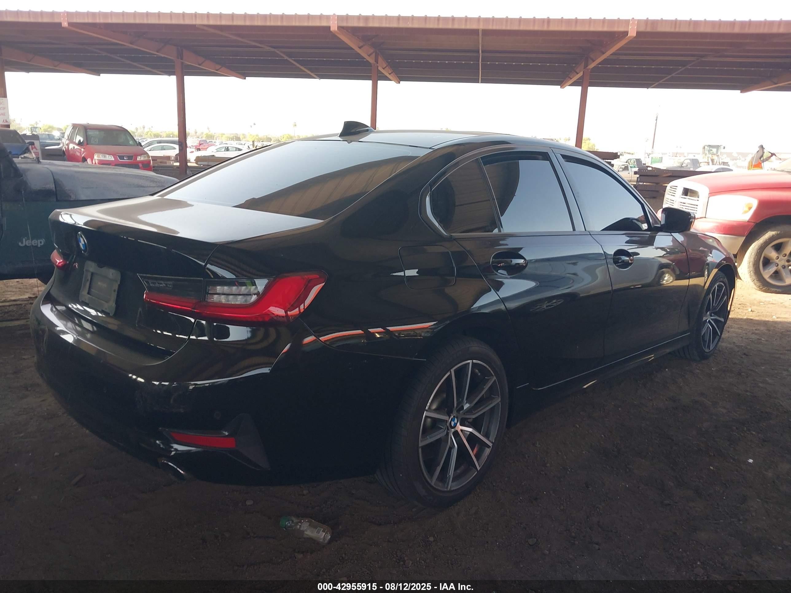 2020 Bmw 330i   Black vin: 3MW5R1J07L8B26900