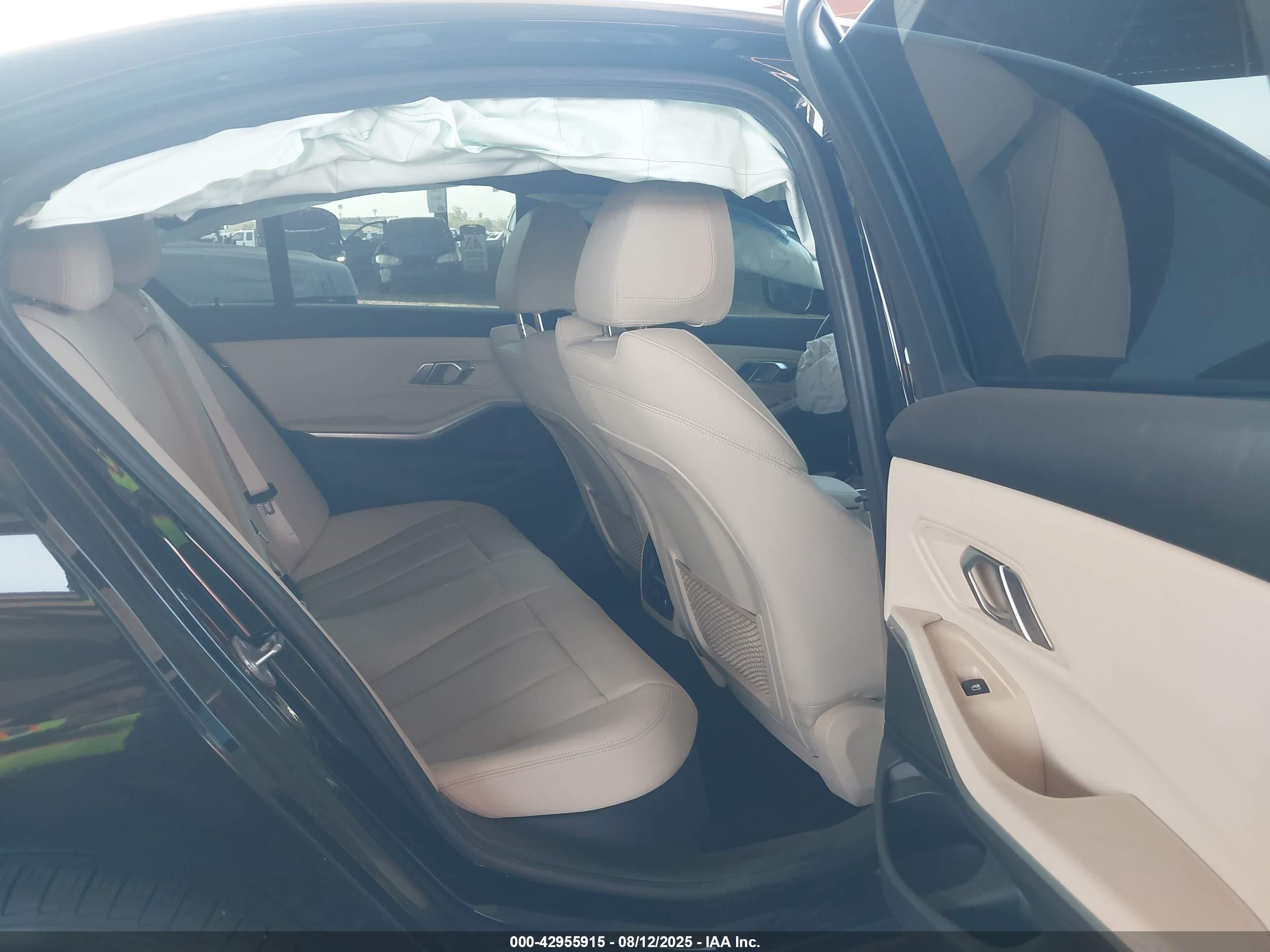 2020 Bmw 330i   Black vin: 3MW5R1J07L8B26900