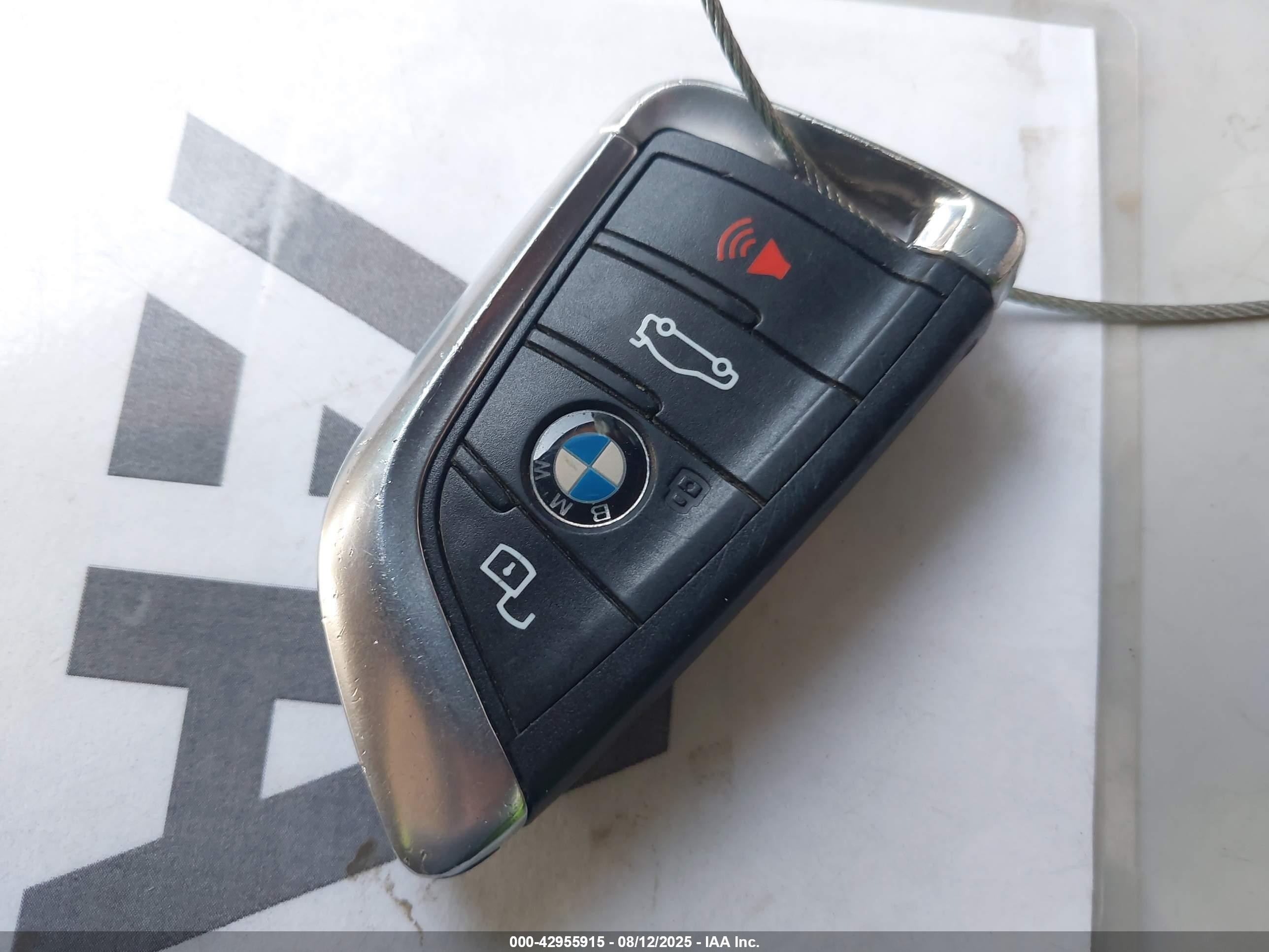 2020 Bmw 330i   Black vin: 3MW5R1J07L8B26900