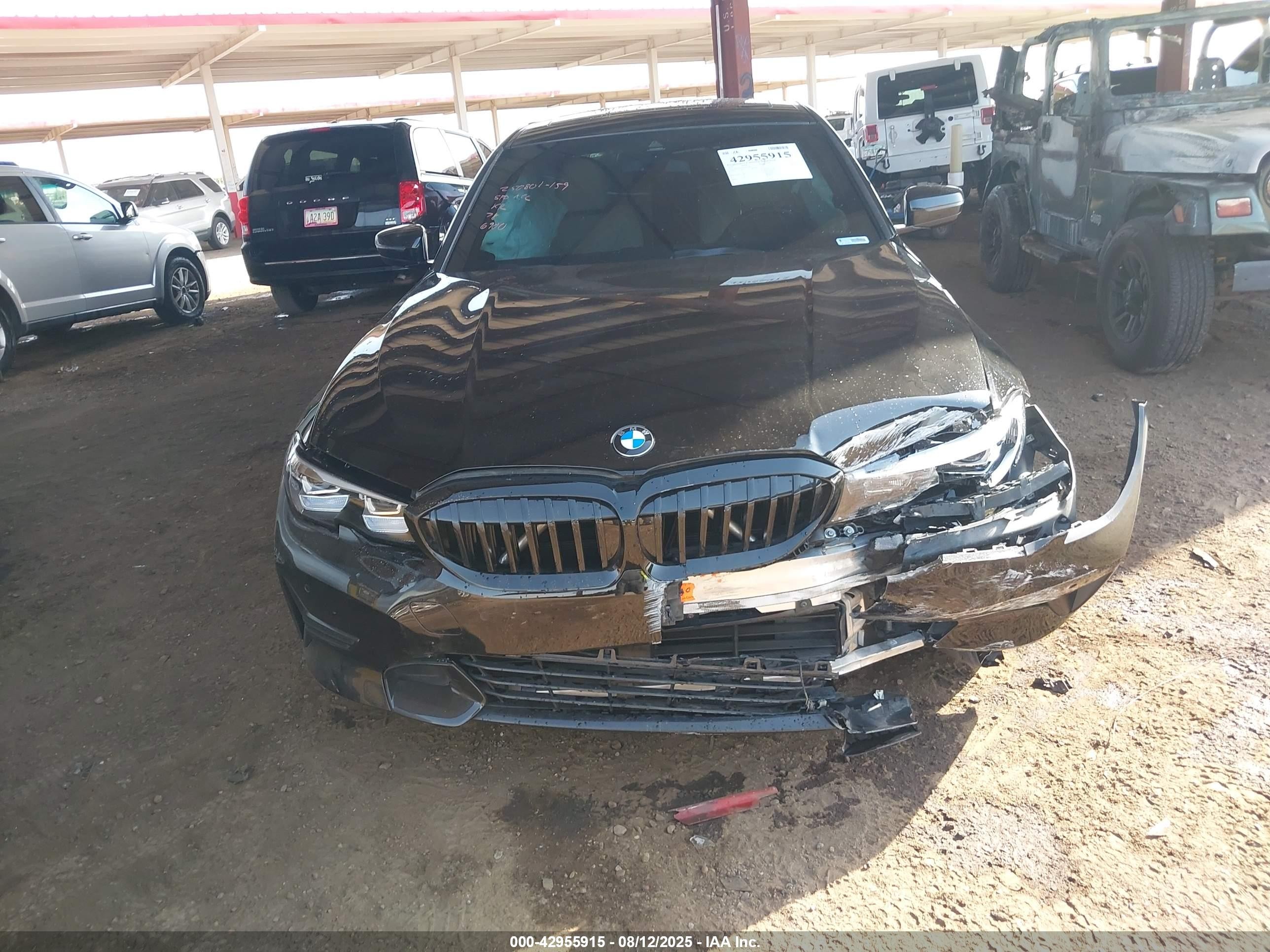 2020 Bmw 330i   Black vin: 3MW5R1J07L8B26900