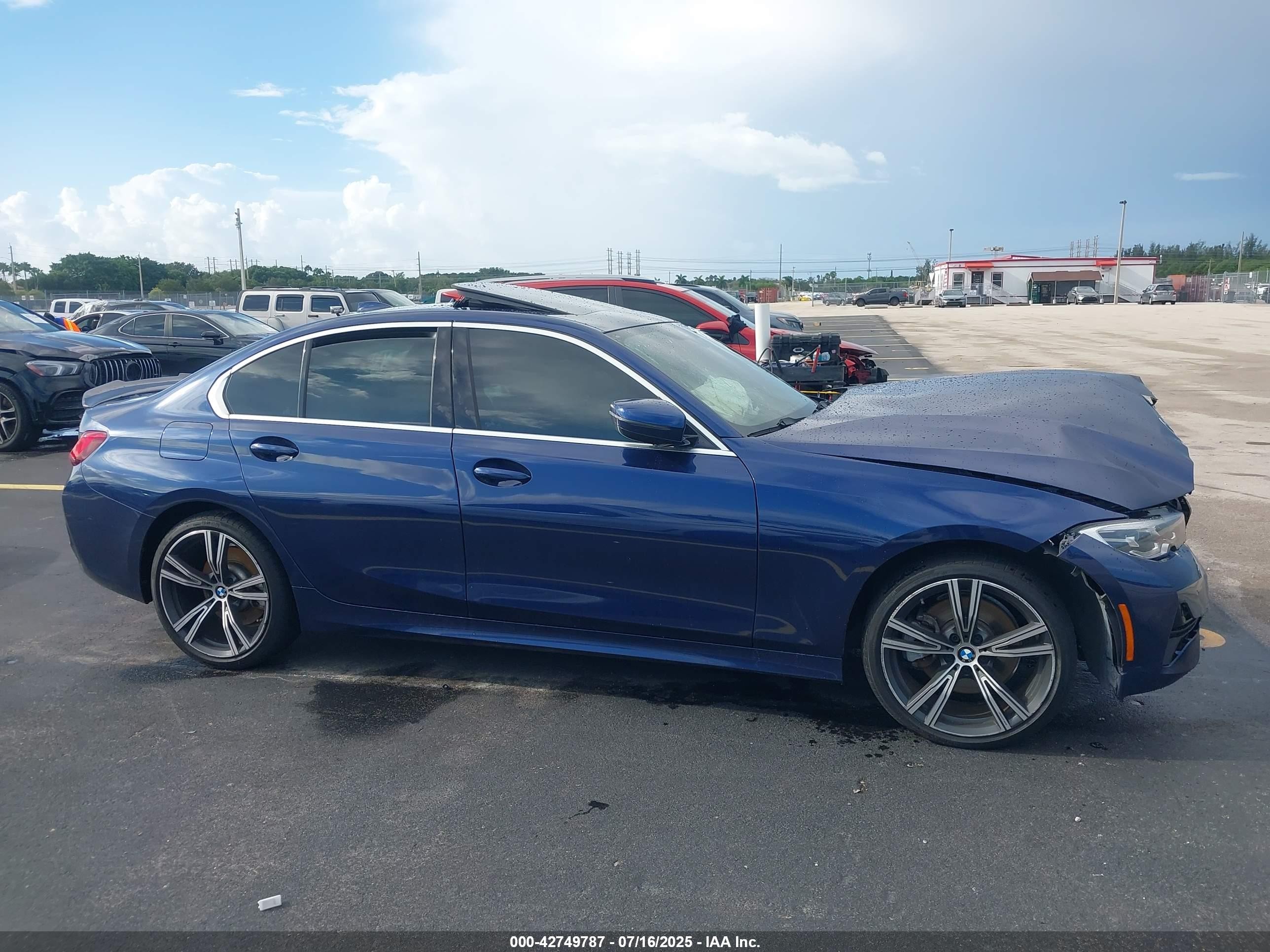 2020 Bmw 330i   Blue vin: 3MW5R1J09L8B34450