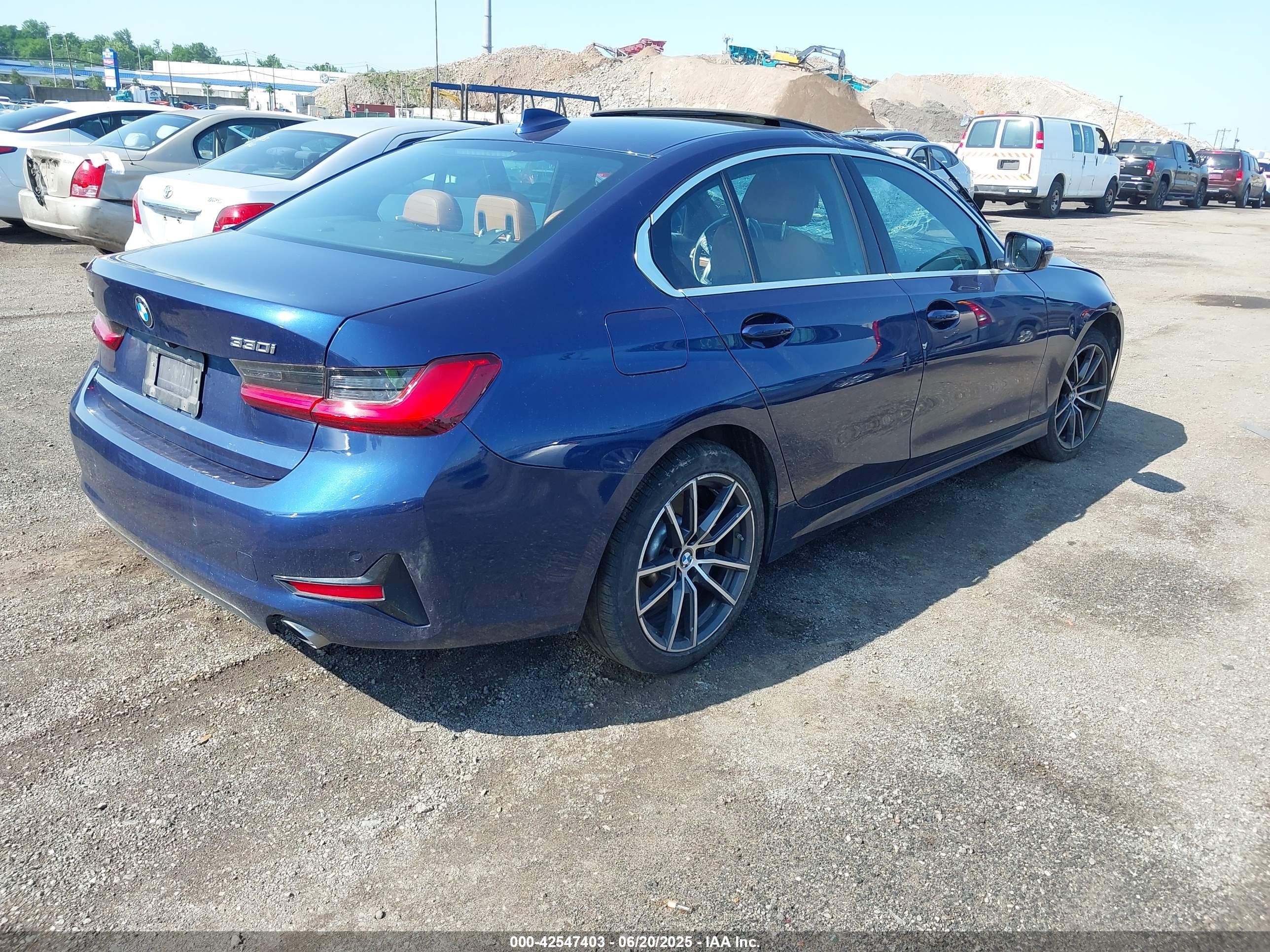 2020 Bmw 330i Xdrive Blue vin: 3MW5R7J00L8B35571