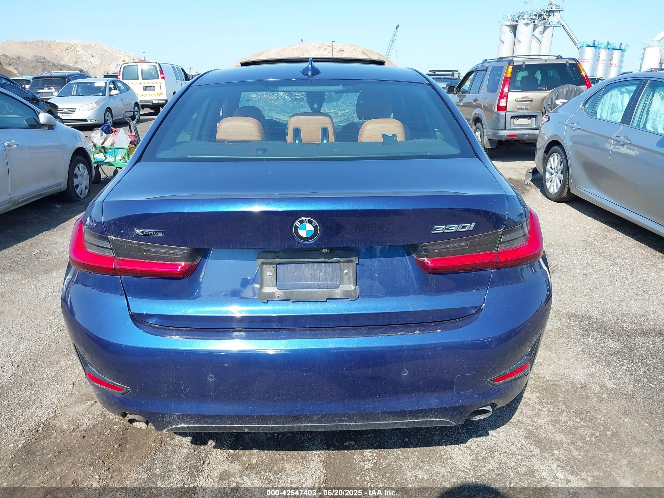 2020 Bmw 330i Xdrive Blue vin: 3MW5R7J00L8B35571