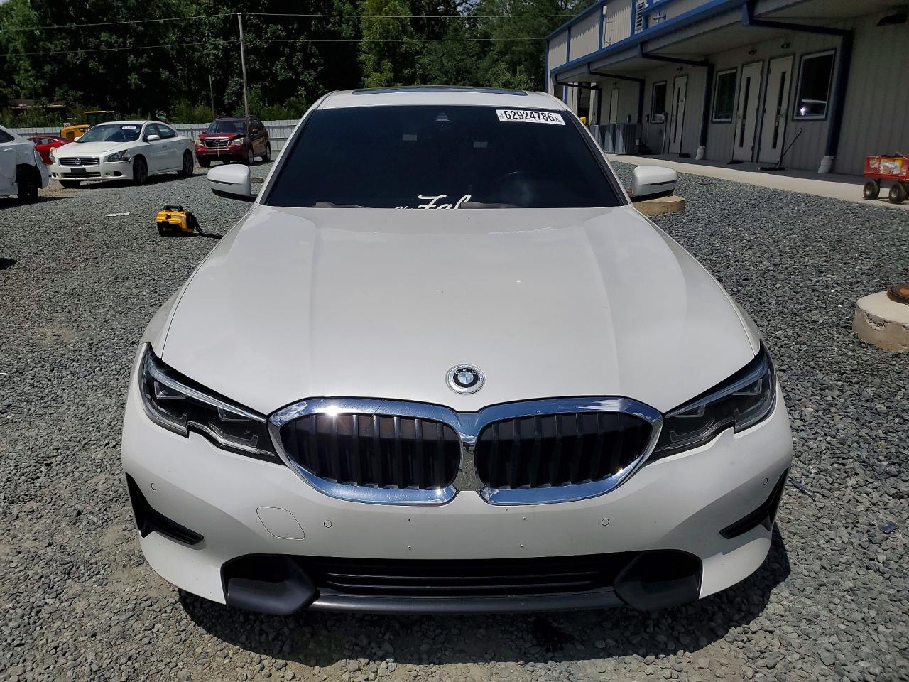2021 Bmw 330xi White vin: 3MW5R7J00M8B51156