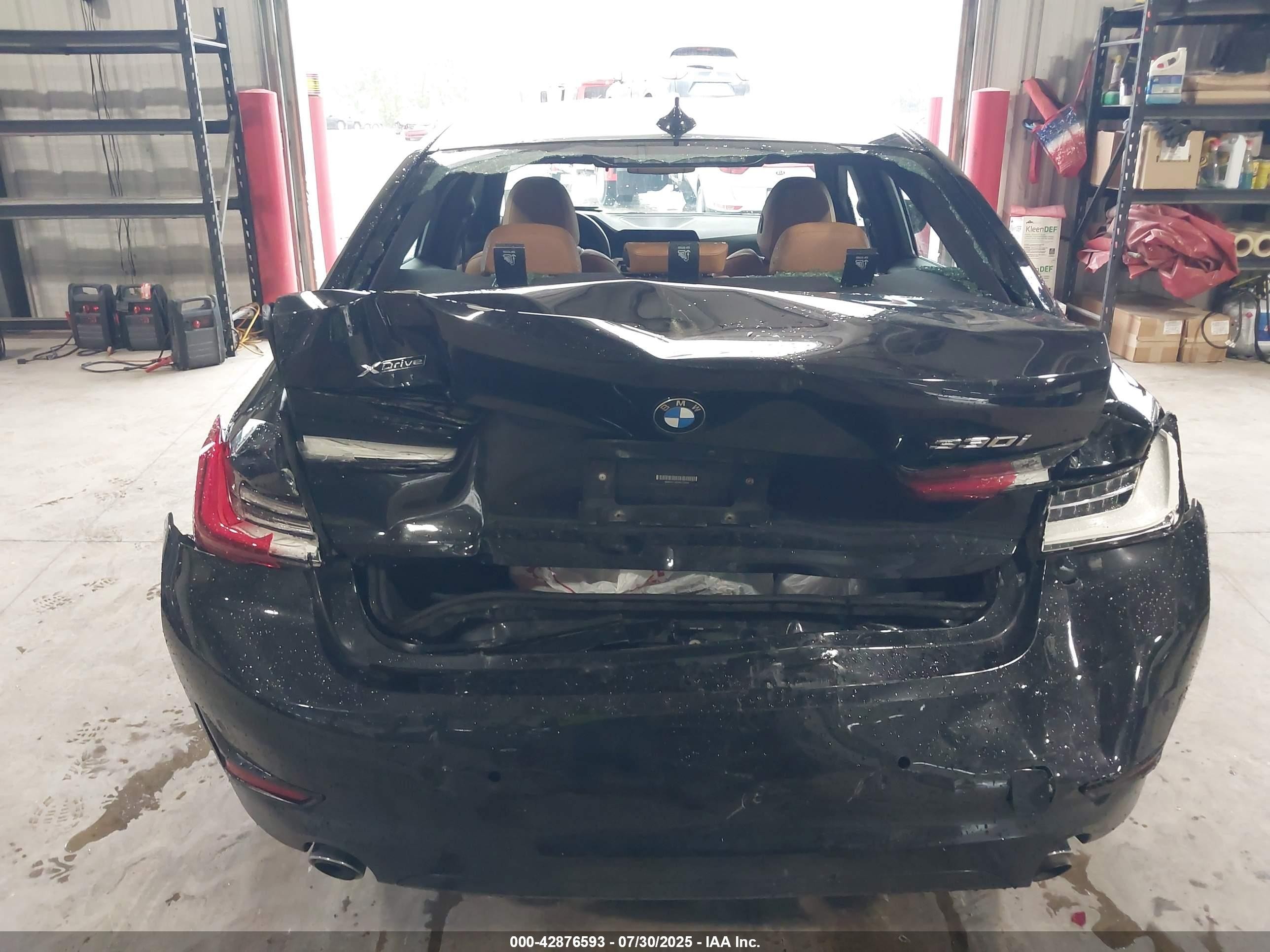 2022 Bmw 330i Xdrive Black vin: 3MW5R7J00N8C26844