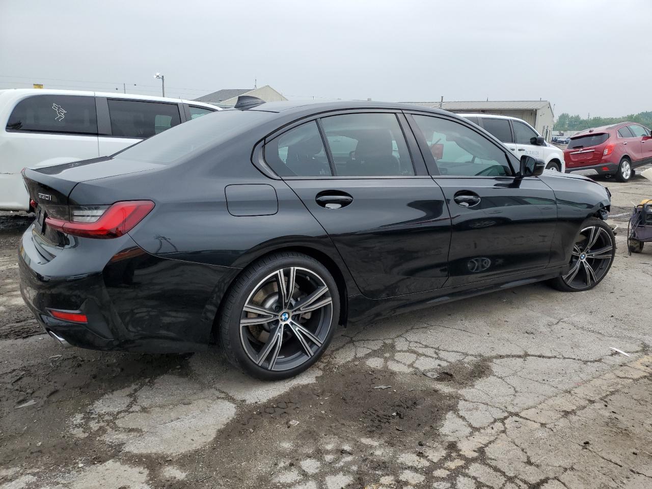 2022 Bmw 330xi    Black vin: 3MW5R7J00N8C50464