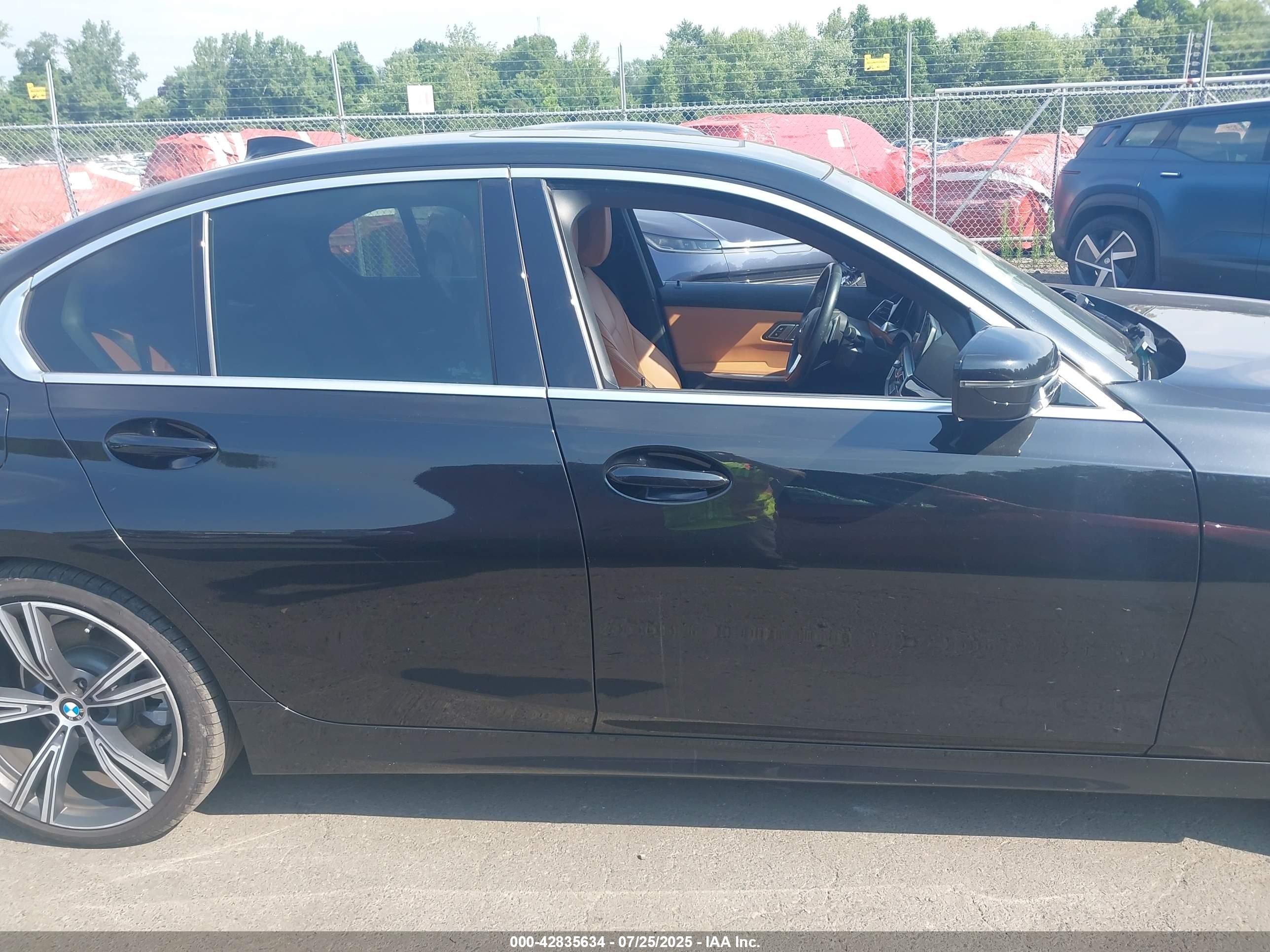 2022 Bmw 330i Xdrive Black vin: 3MW5R7J01N8C49856