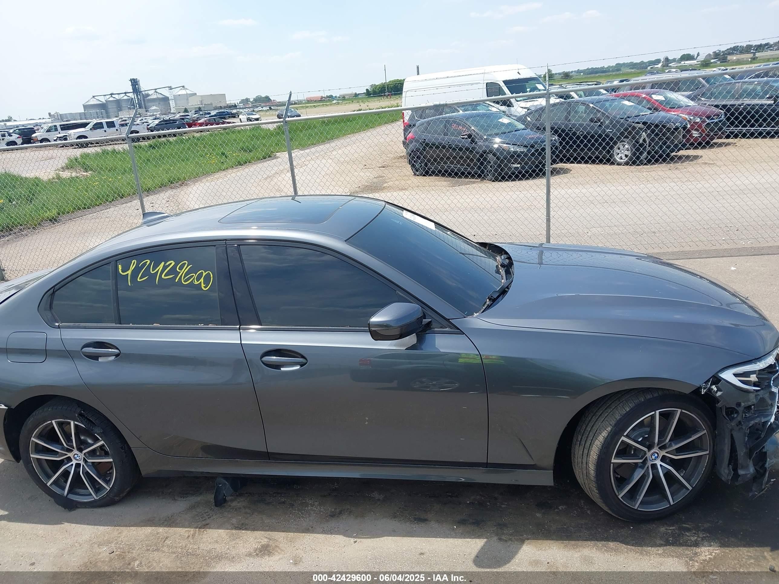 2020 Bmw 330i Xdrive Gray vin: 3MW5R7J02L8B26628