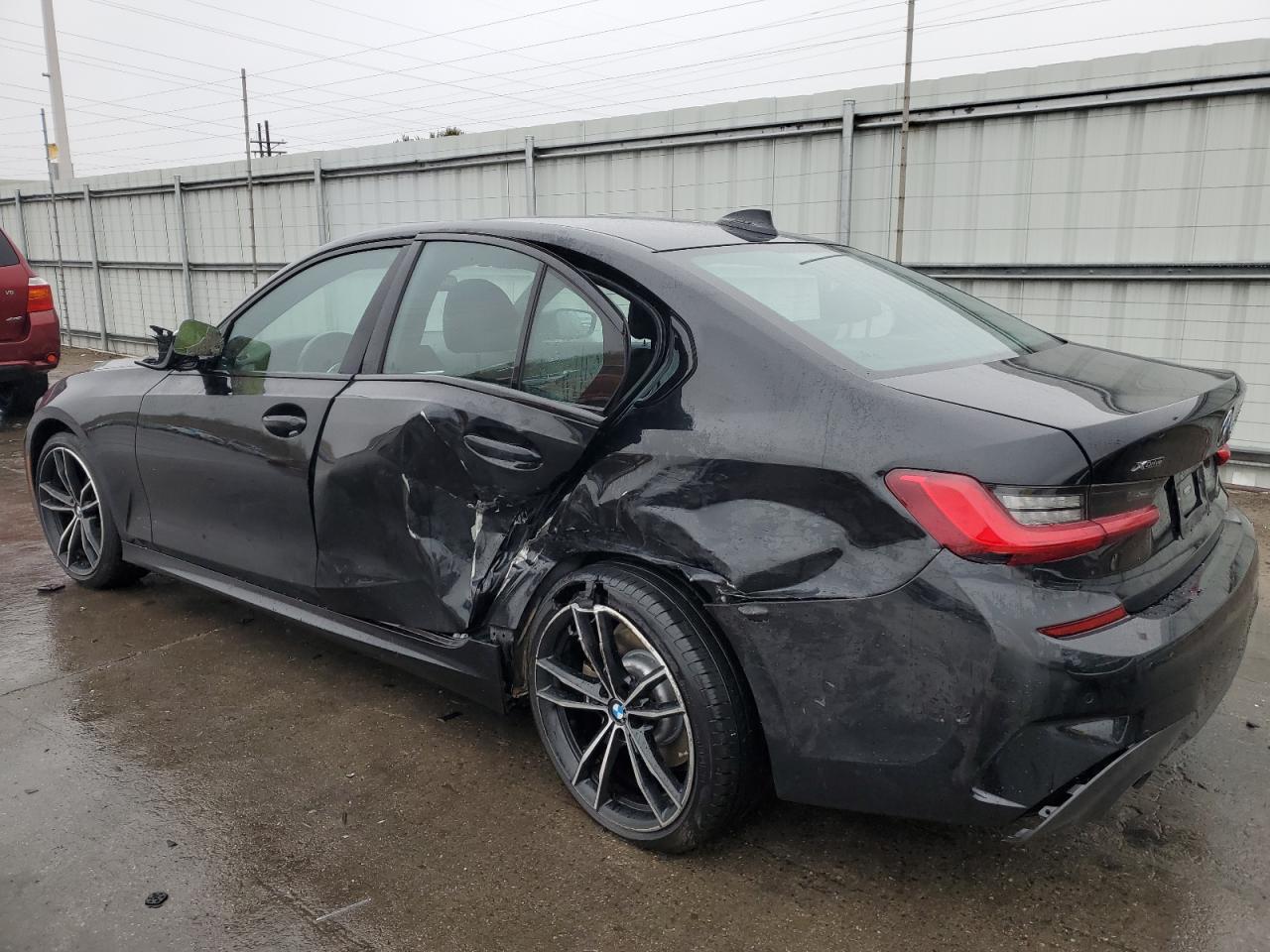 2021 Bmw 330xi    Black vin: 3MW5R7J02M8B81226