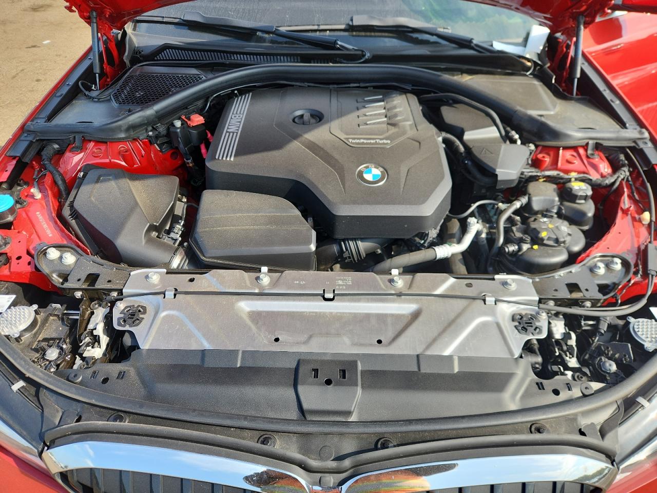 2022 Bmw 330xi Red vin: 3MW5R7J02N8C49896