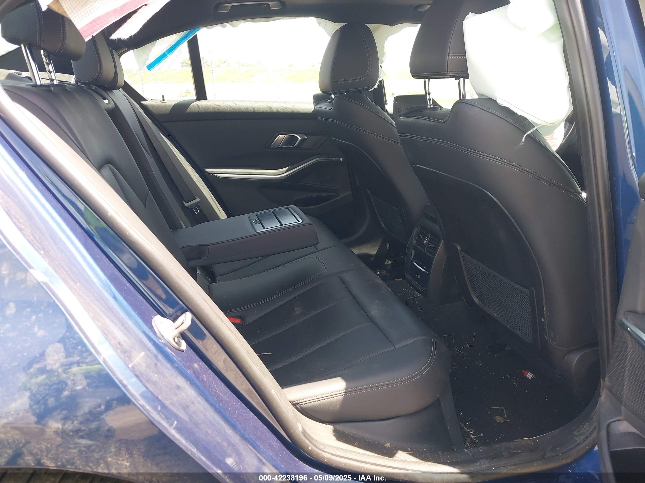 2022 Bmw 330i Xdrive Blue vin: 3MW5R7J03N8C54024