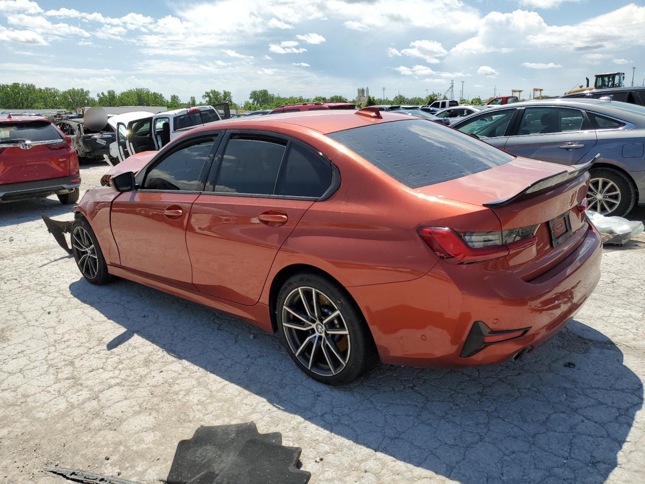 2021 Bmw 330xi    Orange vin: 3MW5R7J06M8B58404